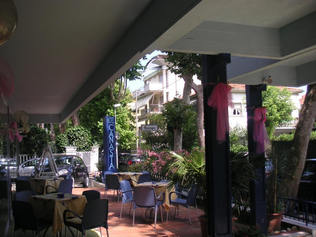 Hotel Canasta Riccione Extérieur photo