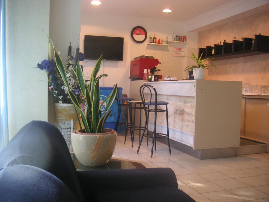 Hotel Canasta Riccione Extérieur photo
