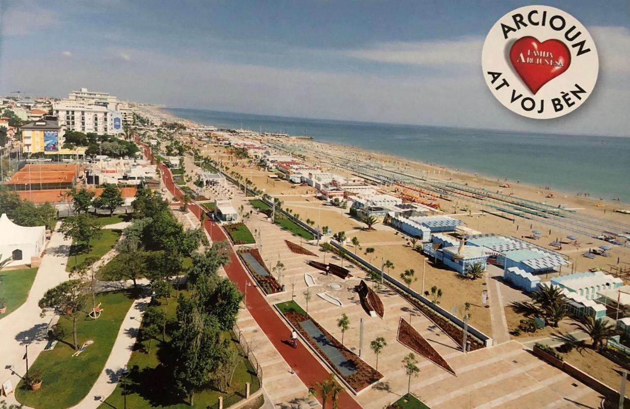Hotel Canasta Riccione Extérieur photo
